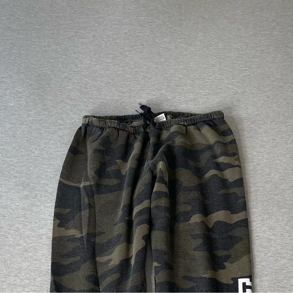 Victoria's Secret PINK Logo Camouflage Ivy Fleece Campus Jogger Sweatpants - Picture 7 of 11